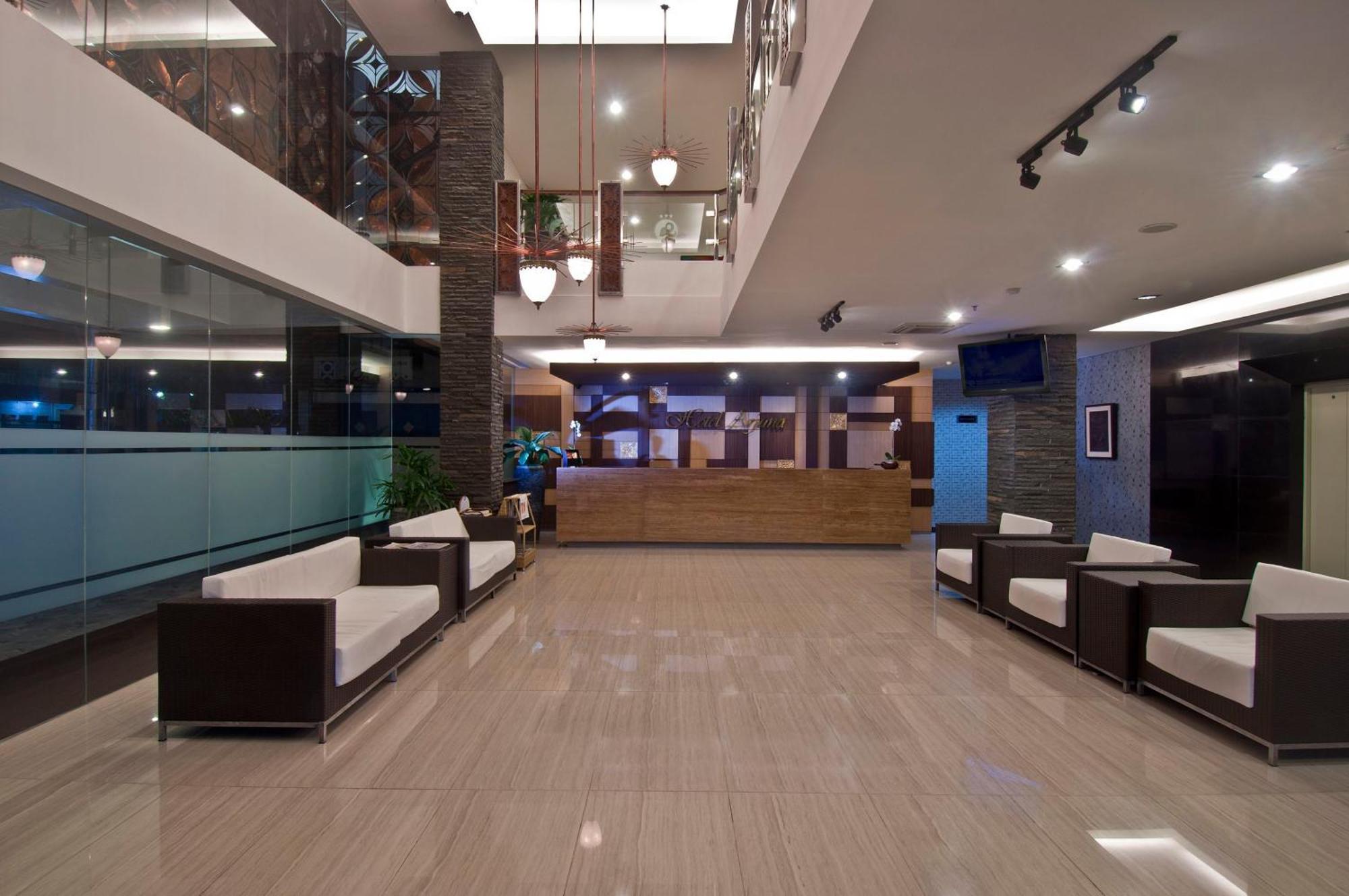 Hotel Arjuna Jogjakarta Buitenkant foto