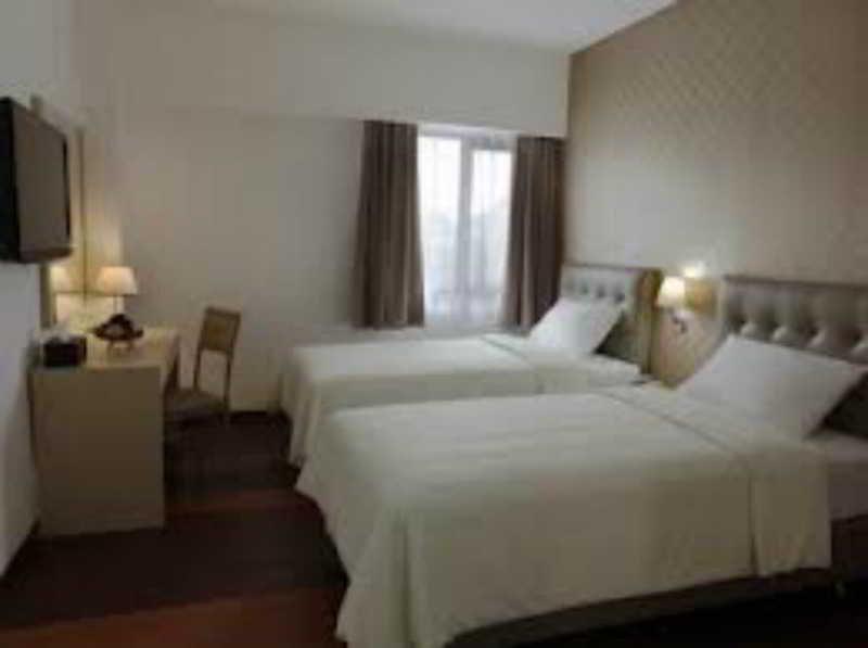Hotel Arjuna Jogjakarta Buitenkant foto