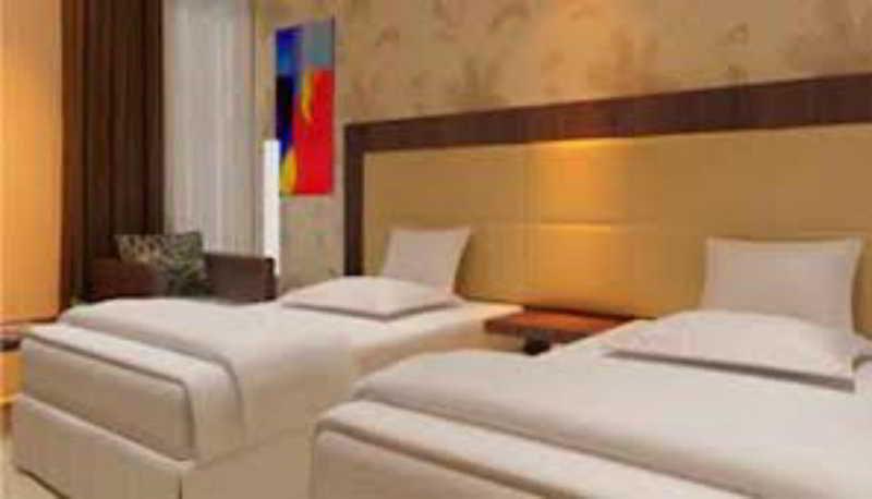 Hotel Arjuna Jogjakarta Buitenkant foto