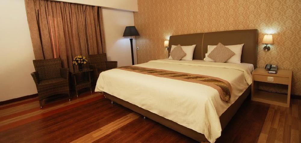Hotel Arjuna Jogjakarta Buitenkant foto