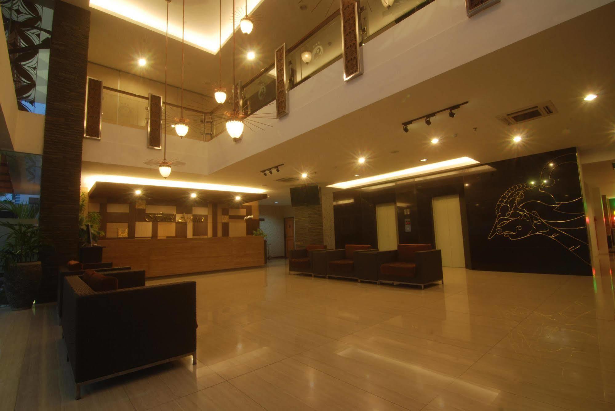Hotel Arjuna Jogjakarta Buitenkant foto