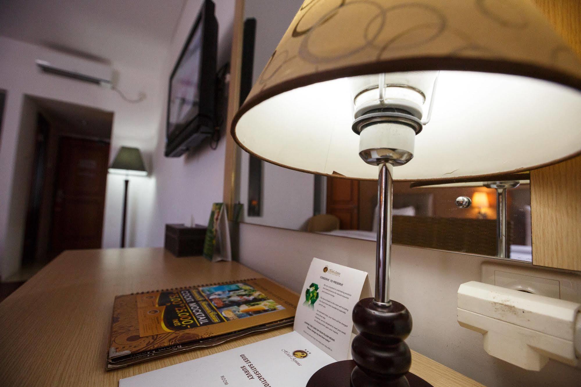 Hotel Arjuna Jogjakarta Buitenkant foto