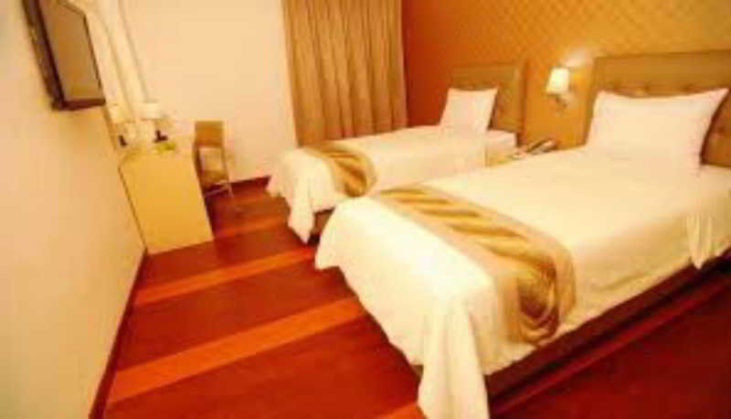 Hotel Arjuna Jogjakarta Buitenkant foto